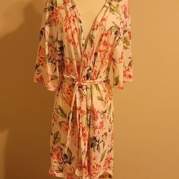 Show me your mumu robe/coverup - Picture 1 of 7